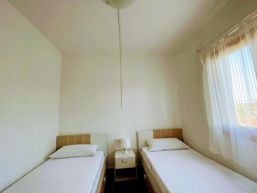 Precioso Apartamento Residencial Con Piscina Cala En Porter  Екстер'єр фото
